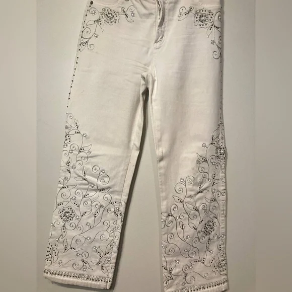Embroidered Jeans - Picture 5 of 12